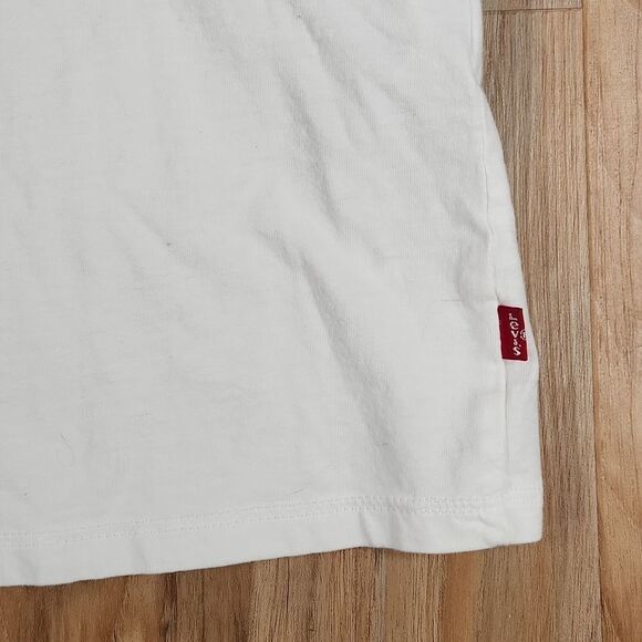 🔸️Levi's White w/Red Logo Short Sleeve Top XLarge - Picture 6 of 9